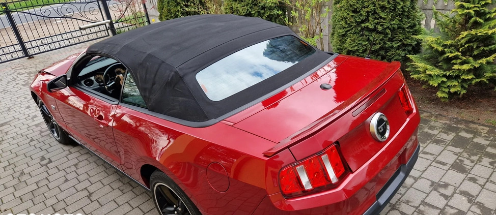 Ford Mustang cena 34500 przebieg: 100724, rok produkcji 2010 z Golina małe 56